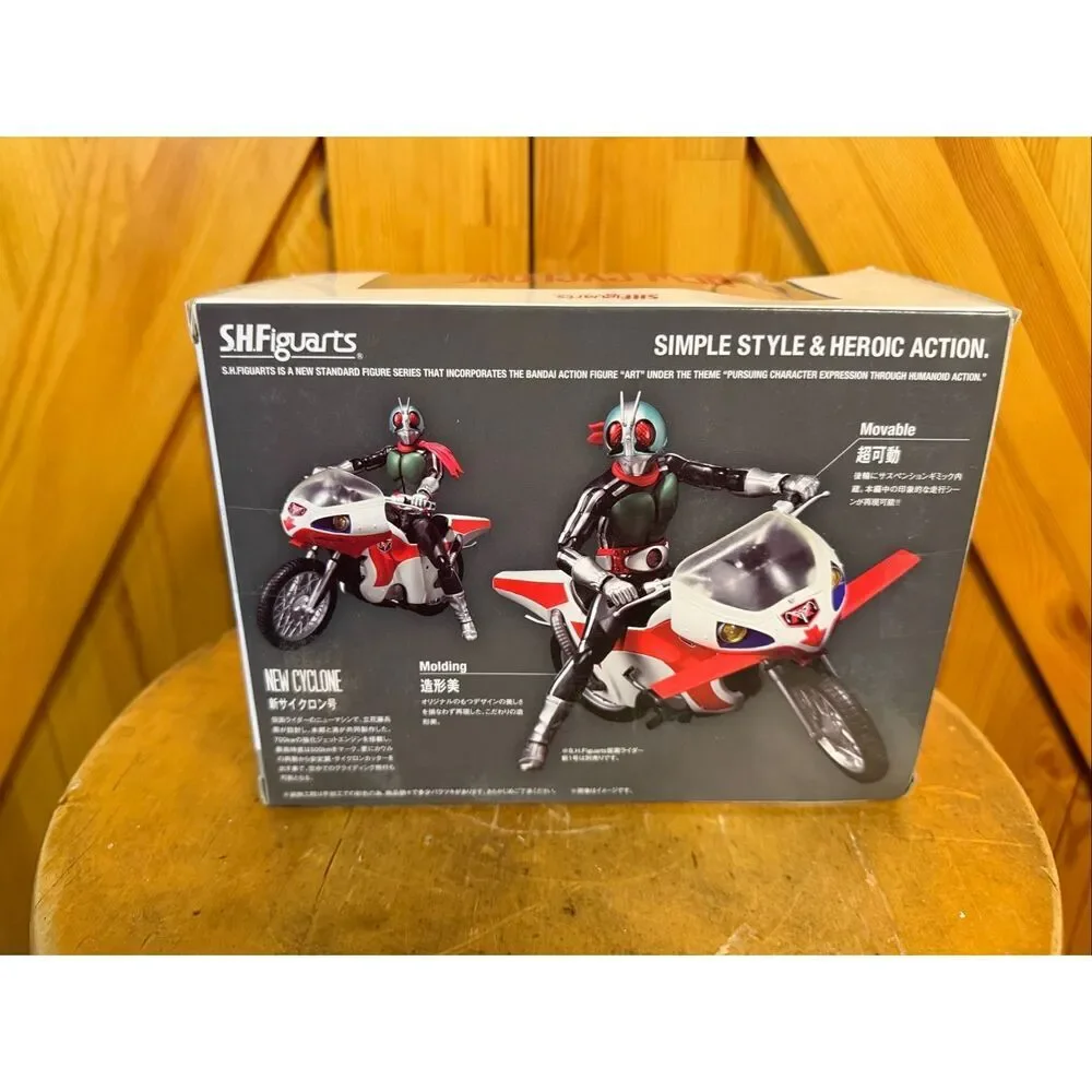 Bandai S.H.Figuarts Kamen Rider New Cyclone Renewal Kamen Rider 1 Ichigo Bike (6